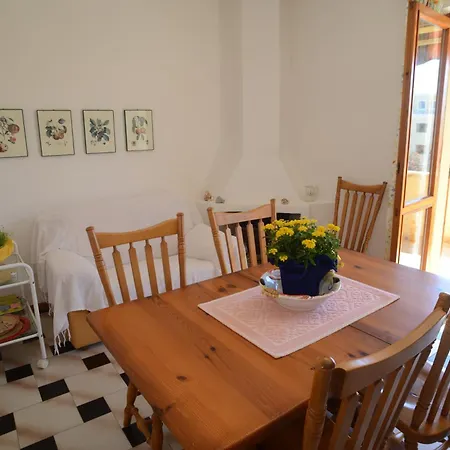 Topfloor With Furnished Terrace Near The Sea