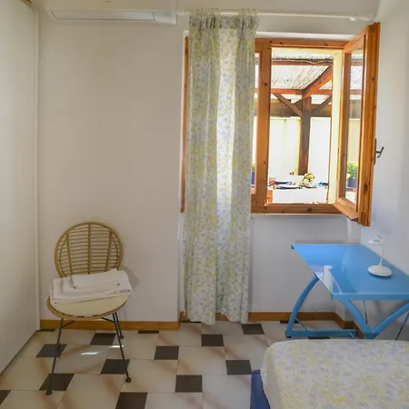 Topfloor With Furnished Terrace Near The Sea Apartment Alghero