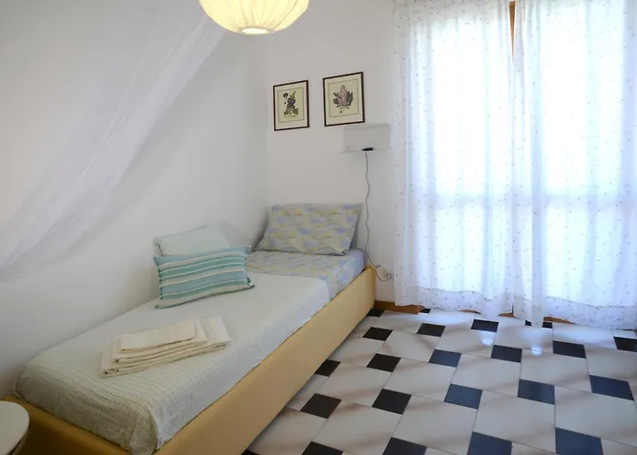Apartment Topfloor With Furnished Terrace Near The Sea Alghero