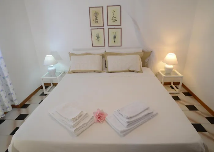 Topfloor With Furnished Terrace Near The Sea * Альгеро