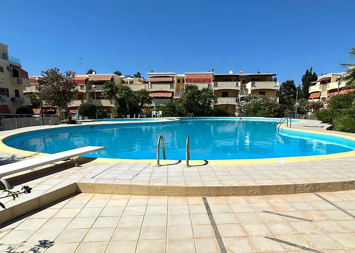 Topfloor With Furnished Terrace Near The Sea *
