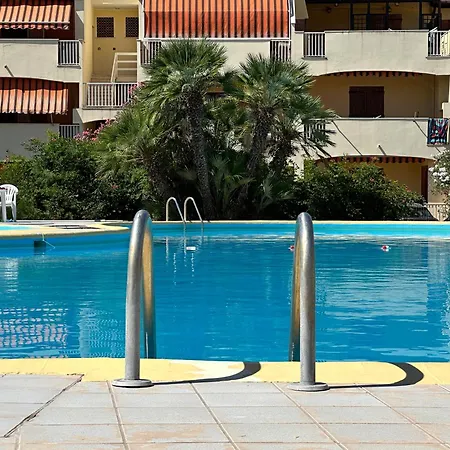 Topfloor With Furnished Terrace Near The Sea