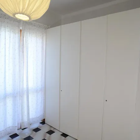 Topfloor With Furnished Terrace Near The Sea