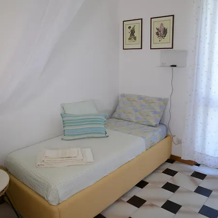 Topfloor With Furnished Terrace Near The Sea * Alghero
