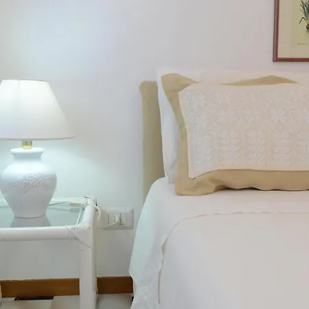 Topfloor With Furnished Terrace Near The Sea Alghero